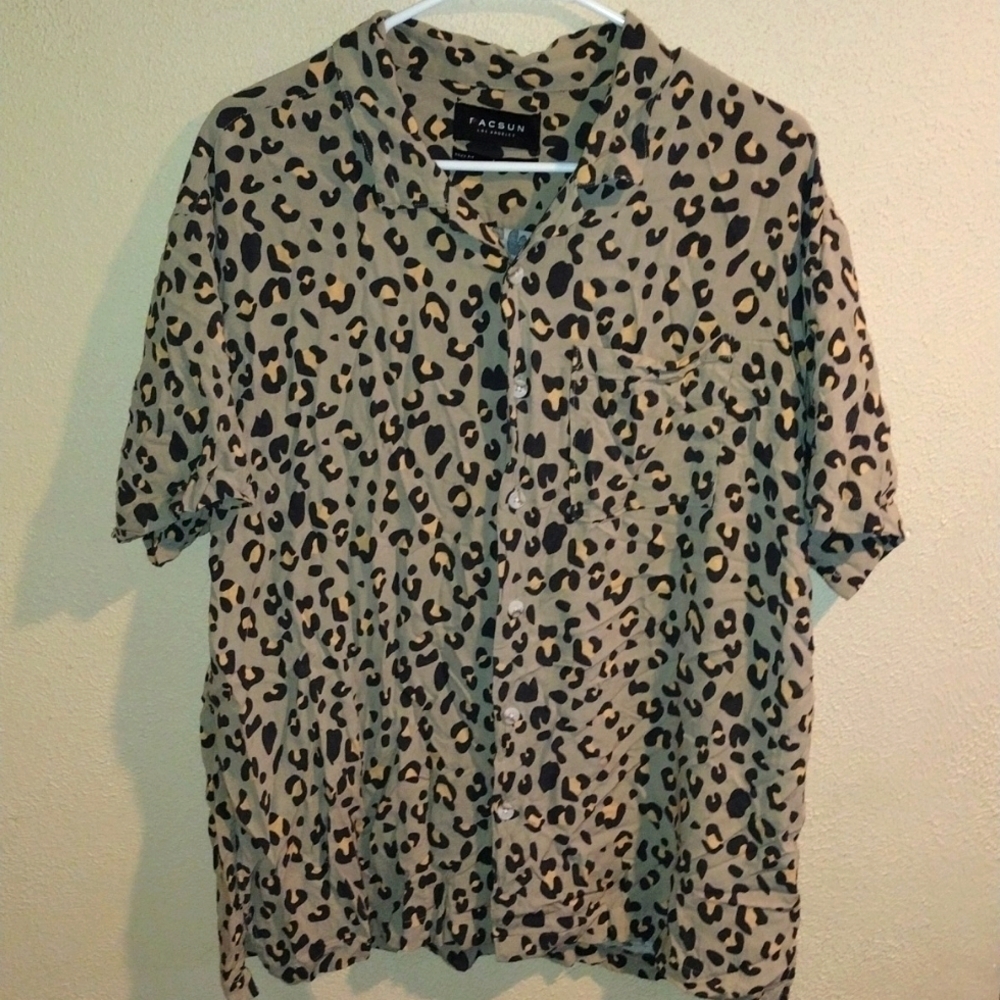 Leopard Print Short Sleeve Leopard Print Button Down Top L